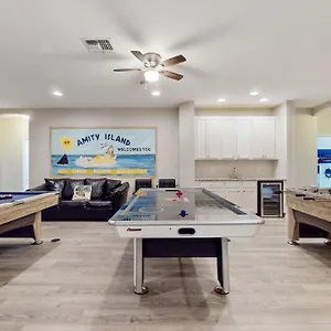 Coastal Breeze Holiday home