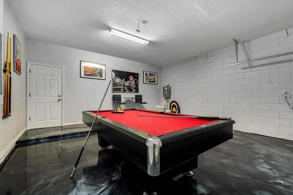 Holiday home Heated Pool & Free Clubhouse Near Disney Davenport