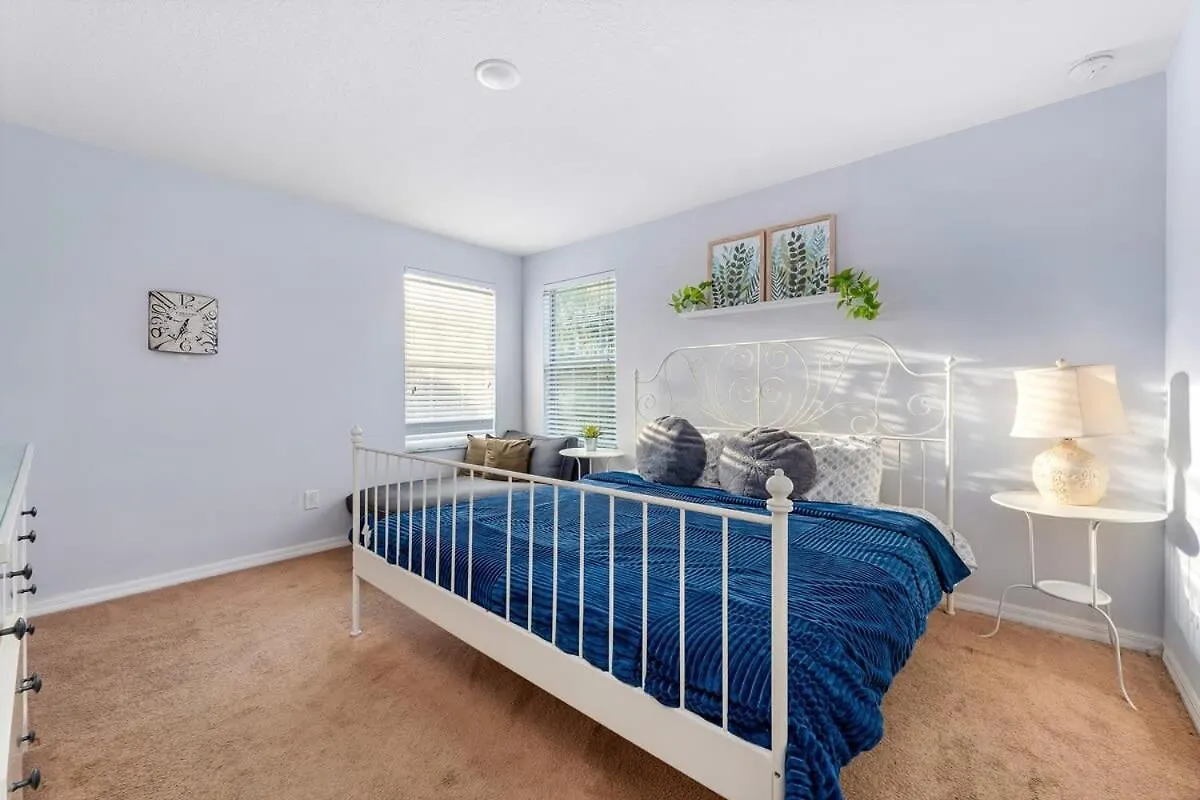 Heated Pool & Free Clubhouse Near Disney Davenport United States