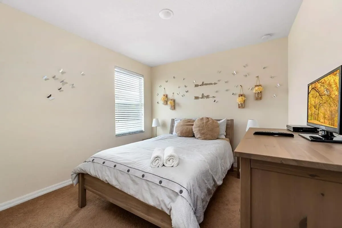 Heated Pool & Free Clubhouse Near Disney Davenport 0*,  United States
